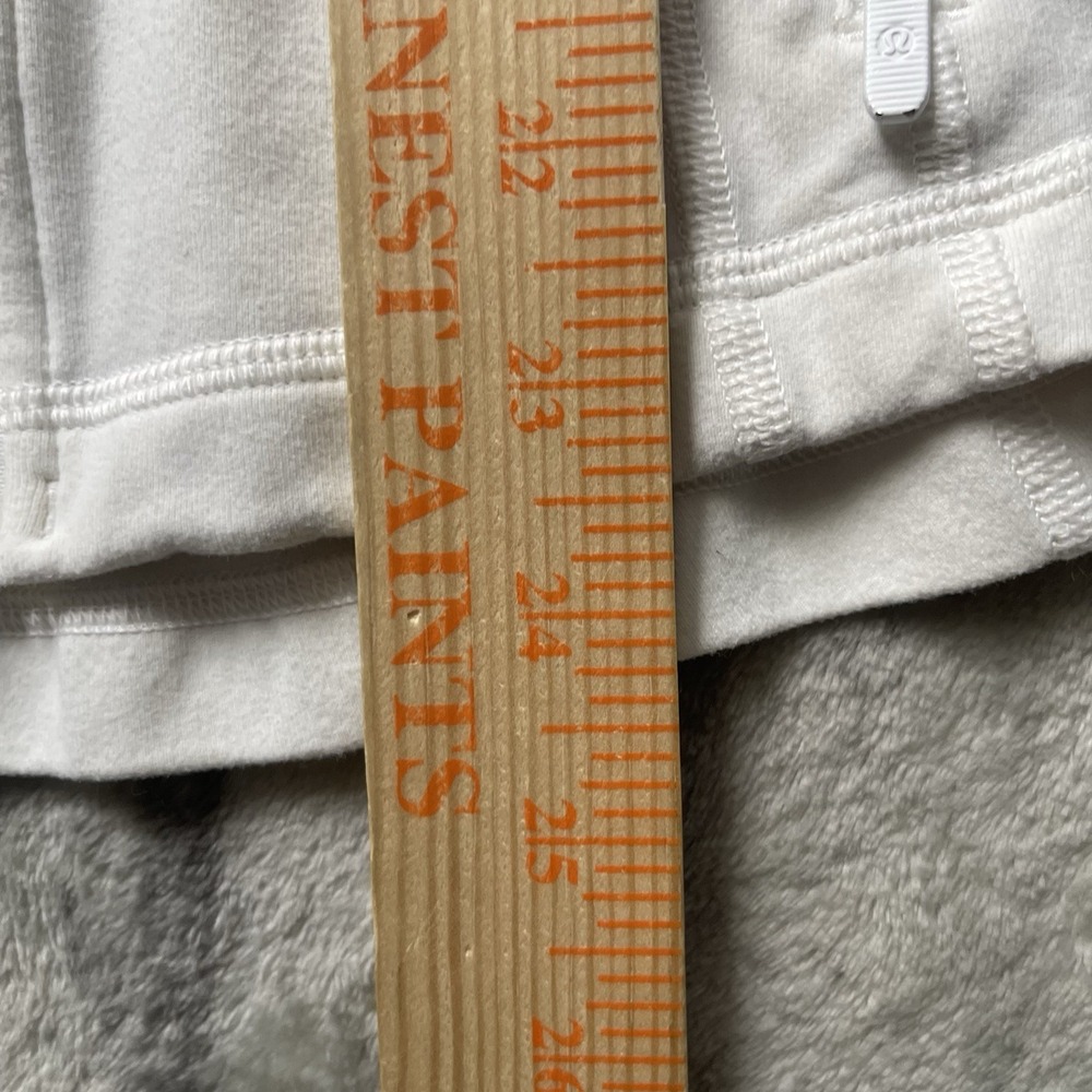 Lululemon Define Jacket White Full Zip Slim Fit Performance Athletic Size 6 - Picture 7 of 8